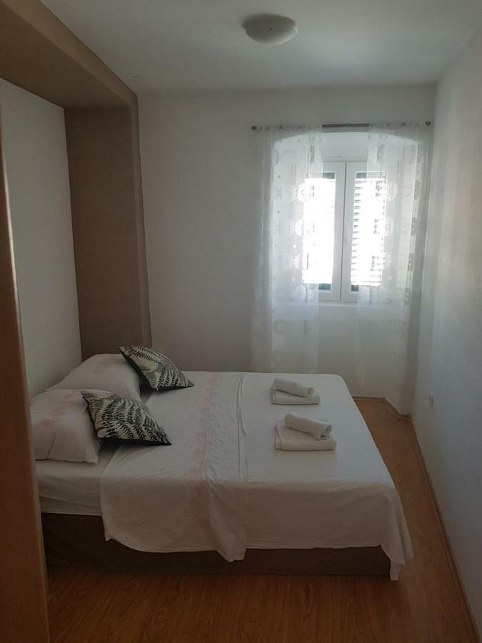 Apartment Central Шибеник Екстер'єр фото