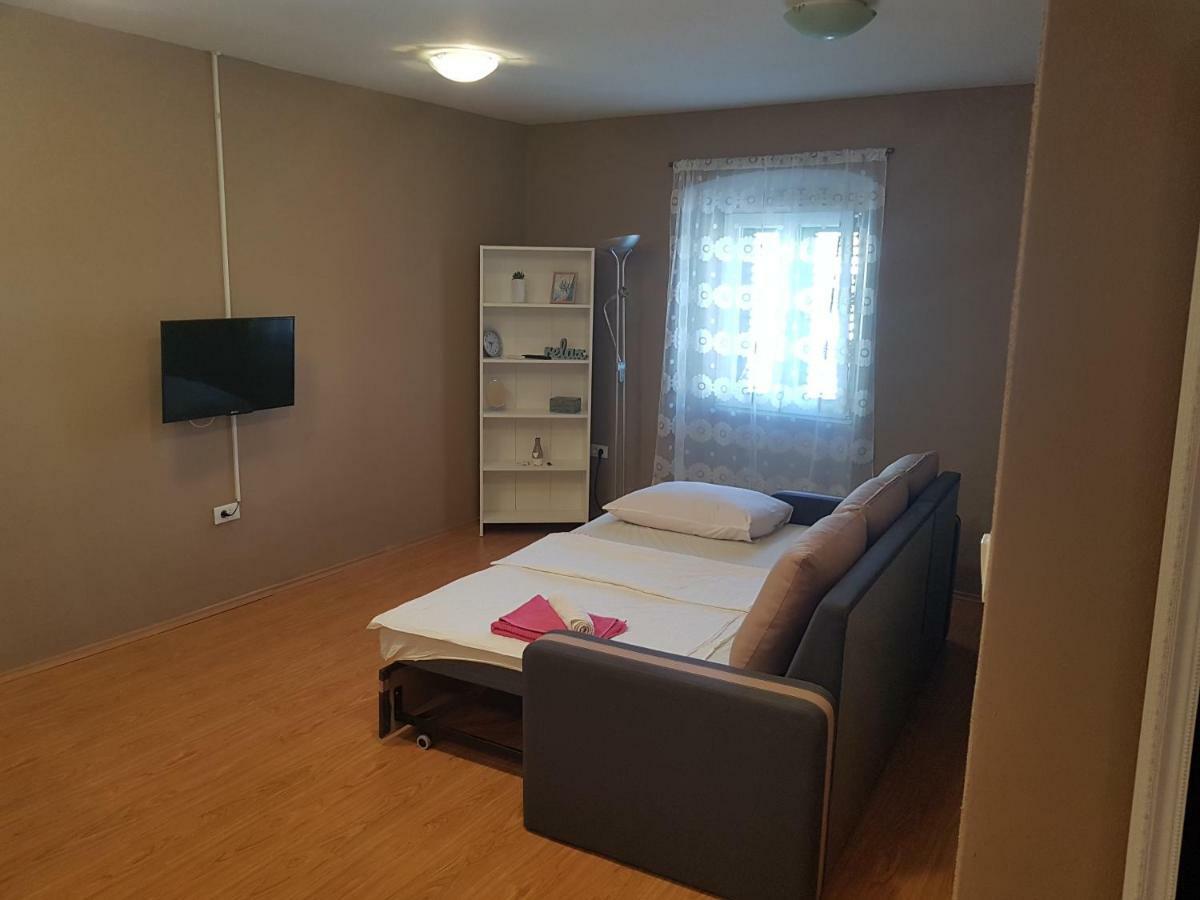 Apartment Central Шибеник Екстер'єр фото